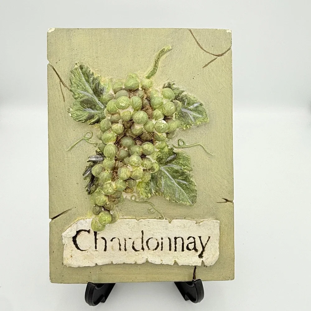 Vintage Wine Grape Wall Plaques‎ Set Pinot Gris Chardonnay Cabernet Decor